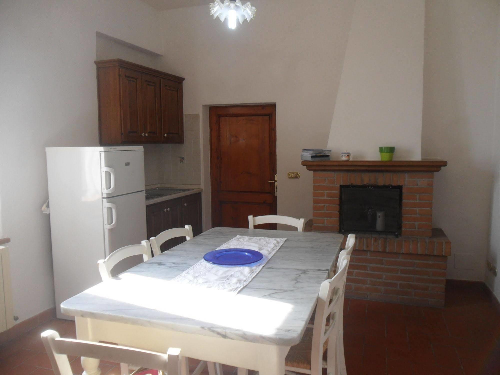 La Civetta Apartment Torrita di Siena Luaran gambar