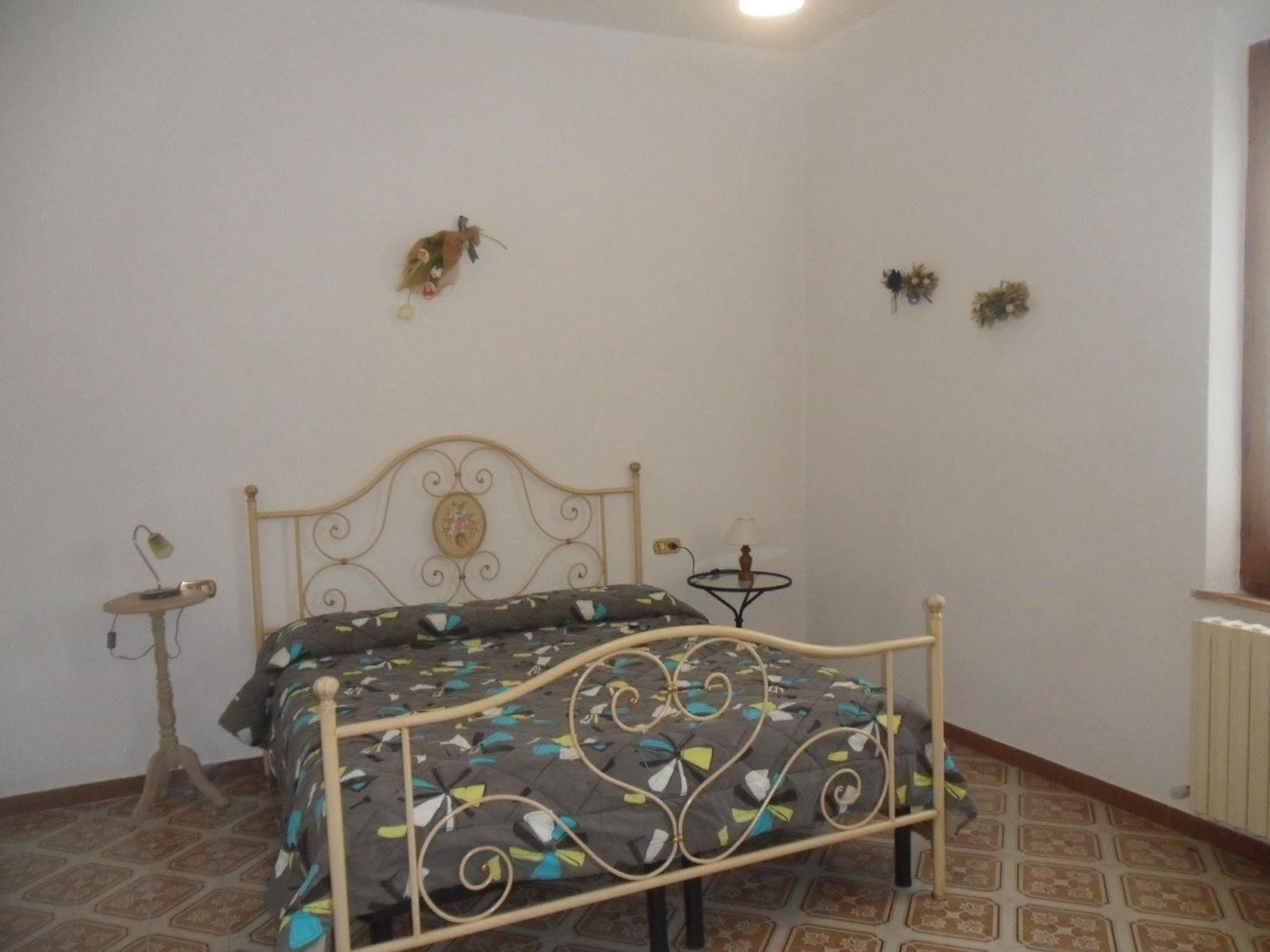 La Civetta Apartment Torrita di Siena Luaran gambar